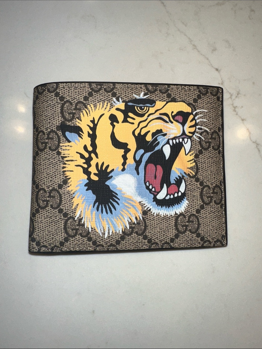Gucci GG Supreme Tiger Bifold Wallet Beige